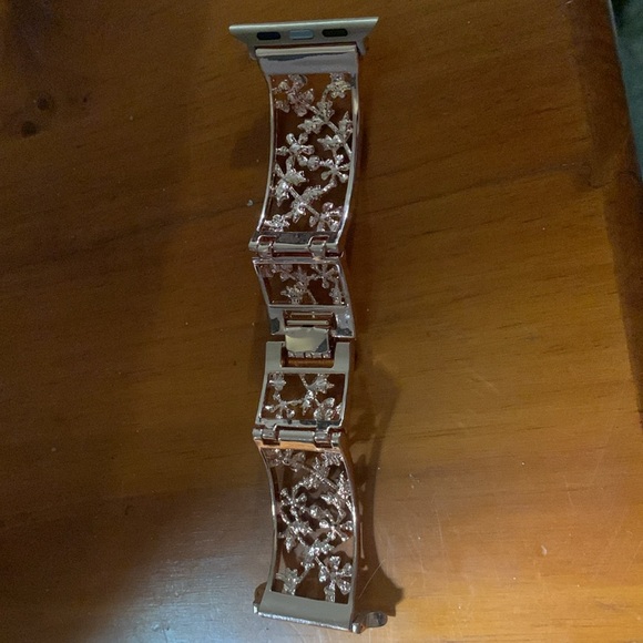 ladies I phone watch band! - Picture 2 of 3